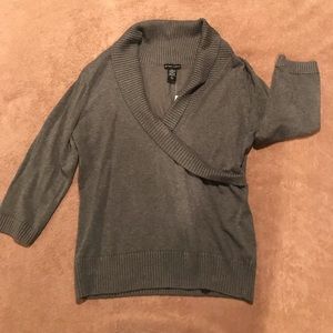 NY&Co Gray Sweater